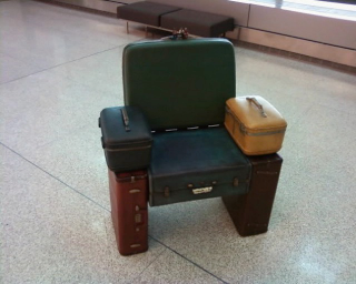 Illustration for article titled Retrotastic Furniture Made from Amazing Old Suitcases and Trunks